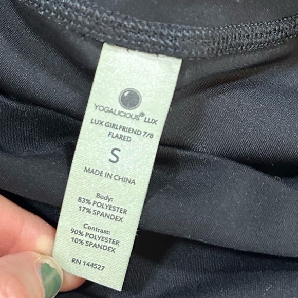 Yogalicious Lux Girlfriend 7/8 Flared - Picture 3 of 3